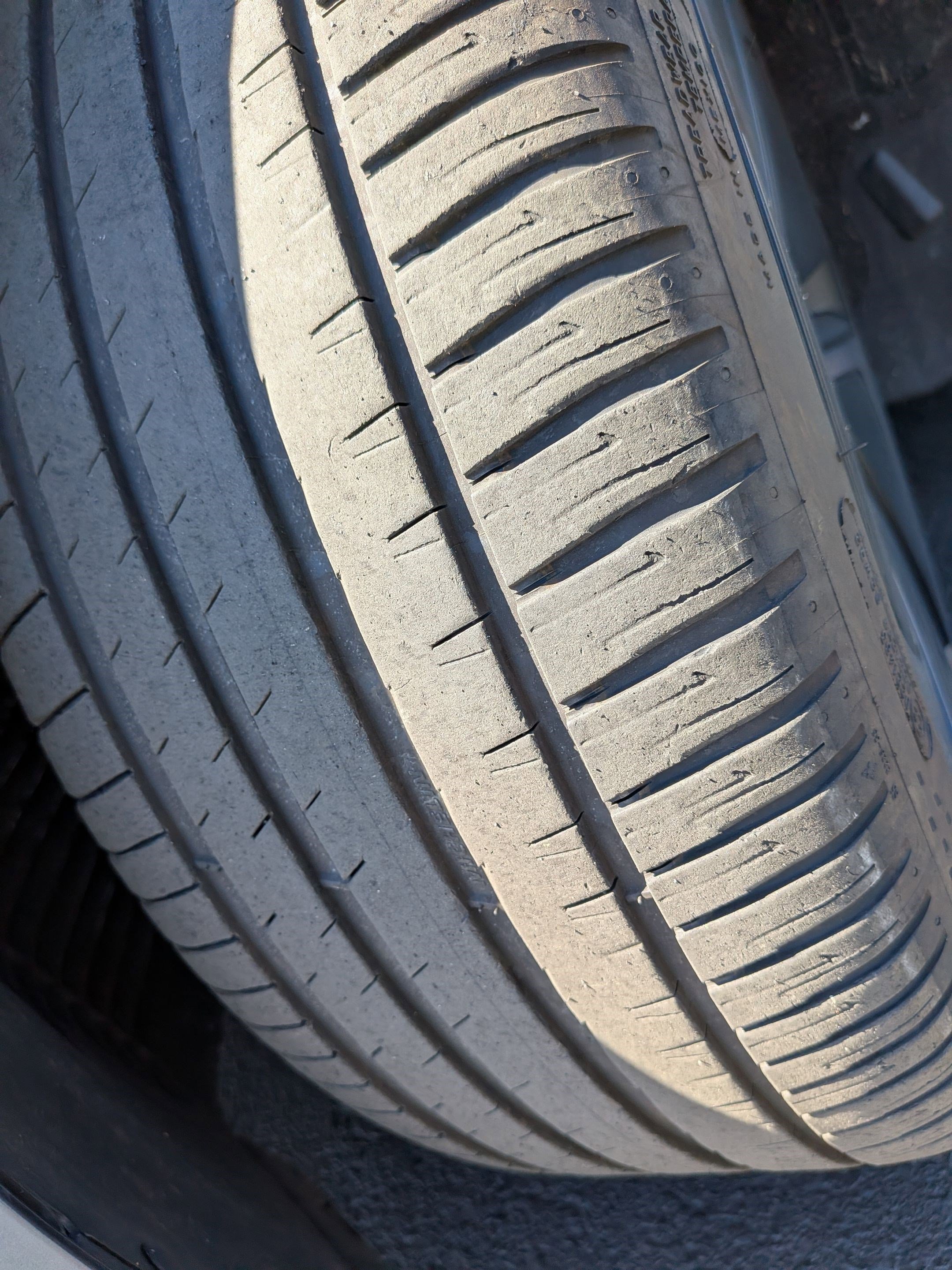 Used 2025 Lucid Air Touring image 11