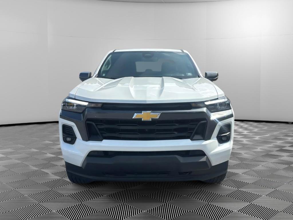 Used 2025 Chevrolet Colorado LT w/ LT Convenience Package AWD/4WD image 7