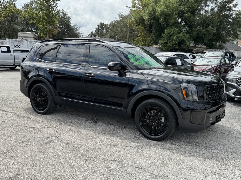 Certified 2025 Kia Telluride SX X-Line AWD/4WD image 2