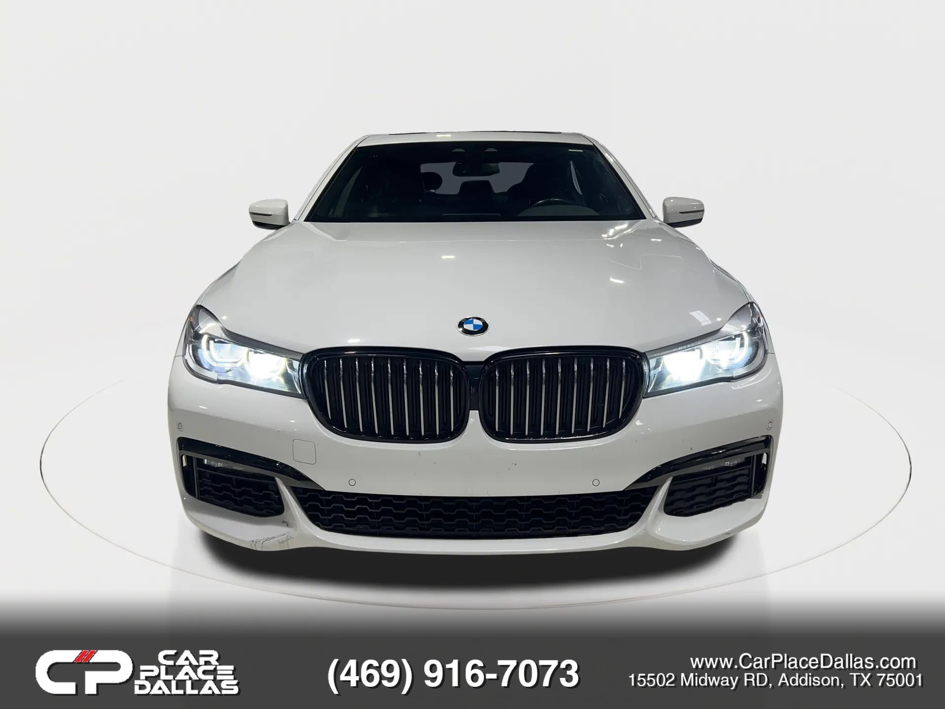 Used 2019 BMW 740i w/ M Sport Package image 3