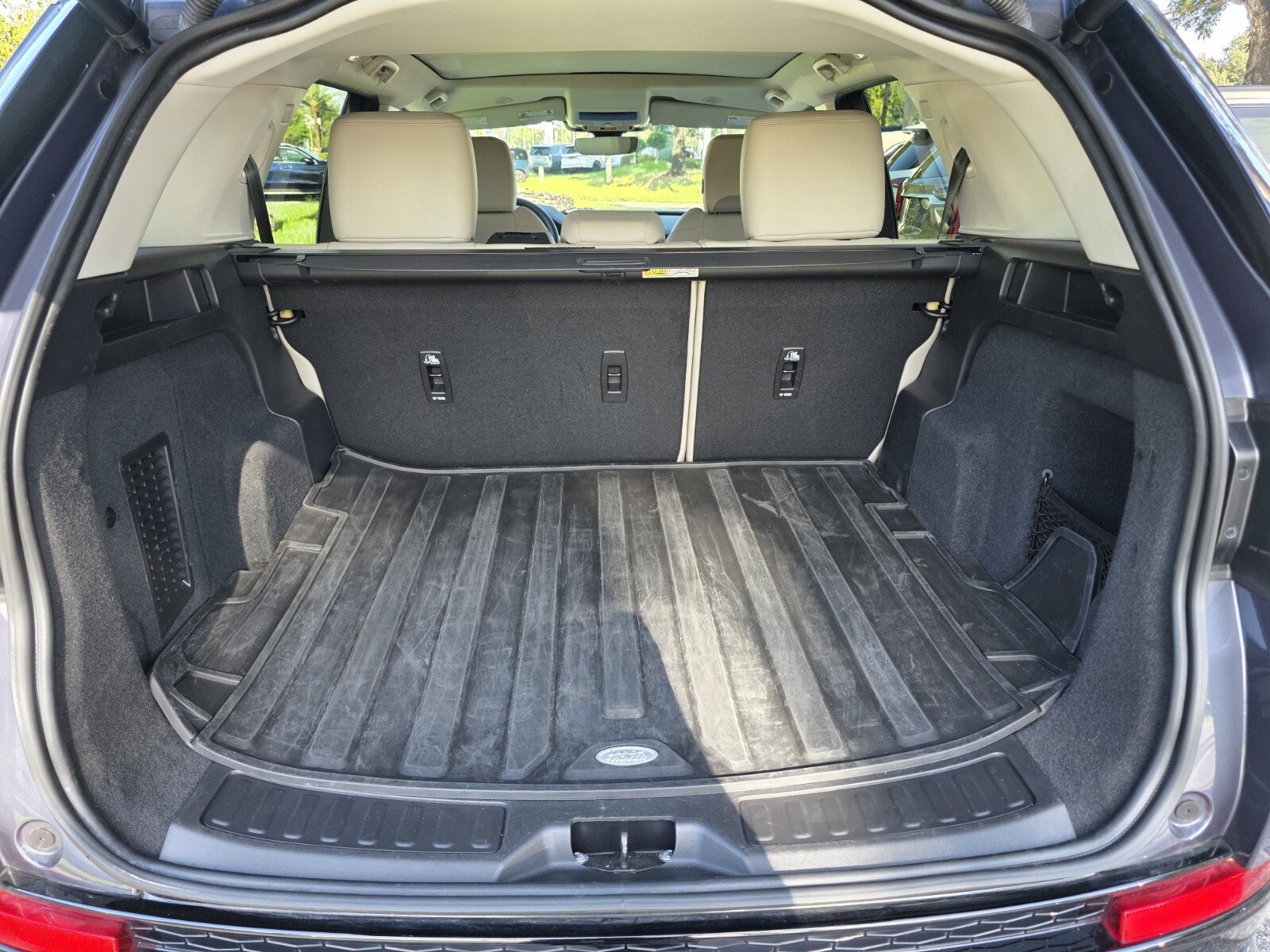 Certified 2024 Land Rover Discovery Sport S AWD/4WD image 17