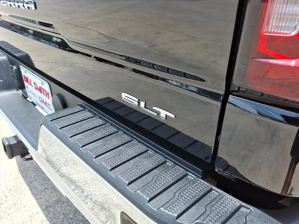 Used 2024 GMC Sierra 1500 SLT w/ SLT Premium Package AWD/4WD image 15