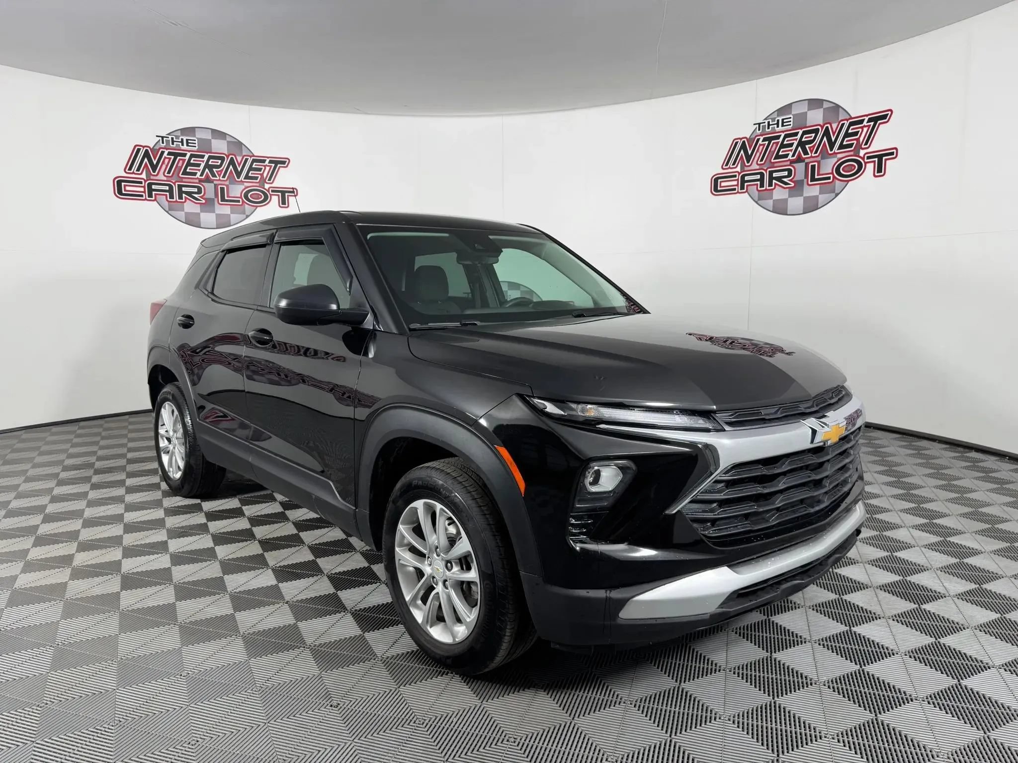Used 2026 Chevrolet TrailBlazer LS w/ LS Convenience Package AWD/4WD image 9