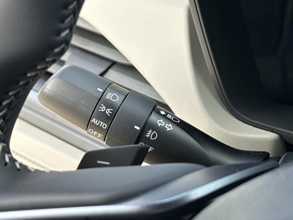 New 2025 Subaru Forester Limited image 40