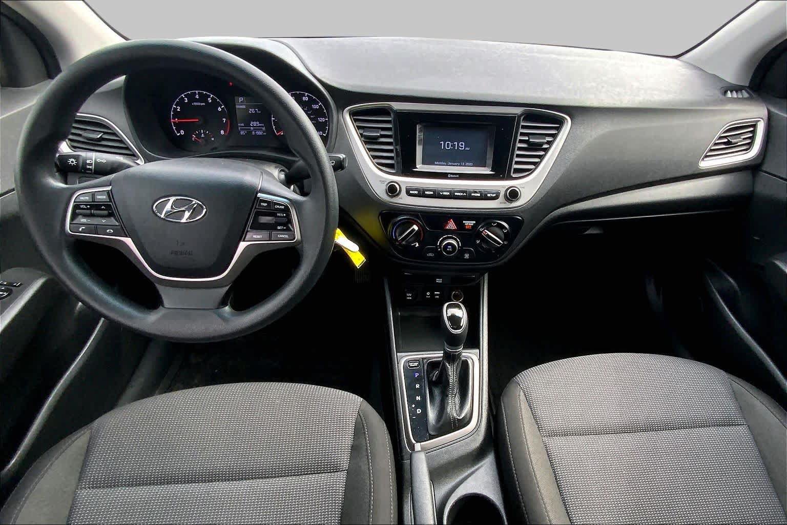Used 2022 Hyundai Accent SE FWD image 16