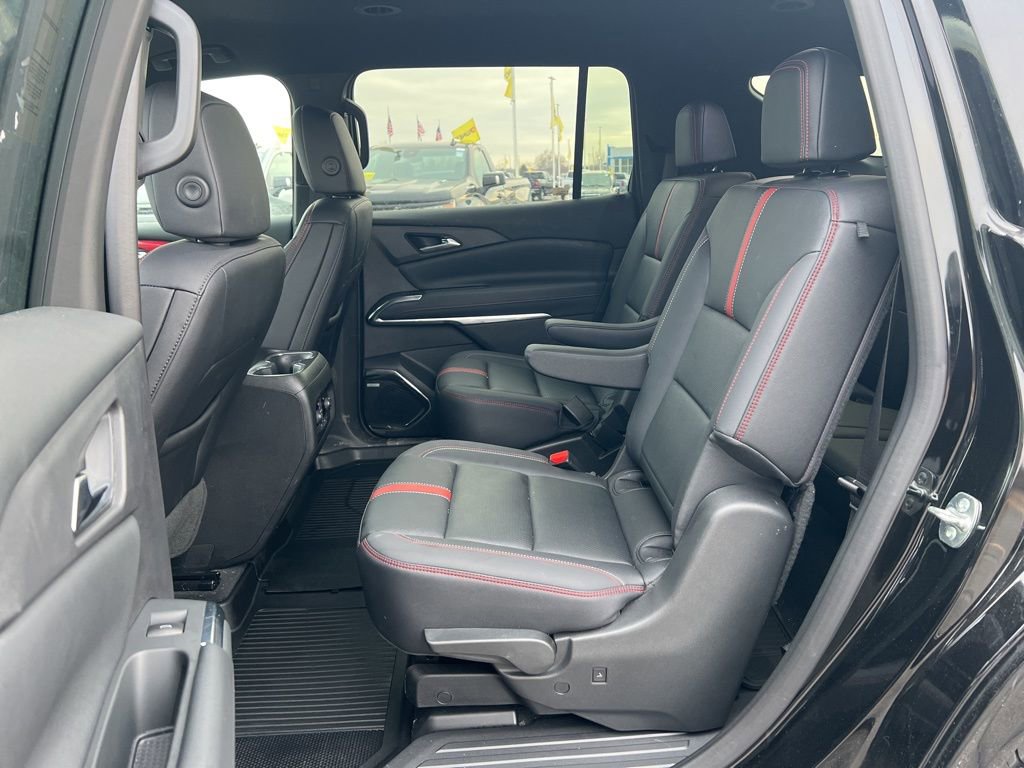 Used 2025 Chevrolet Traverse RS w/ LPO, Floor Liner Package image 27