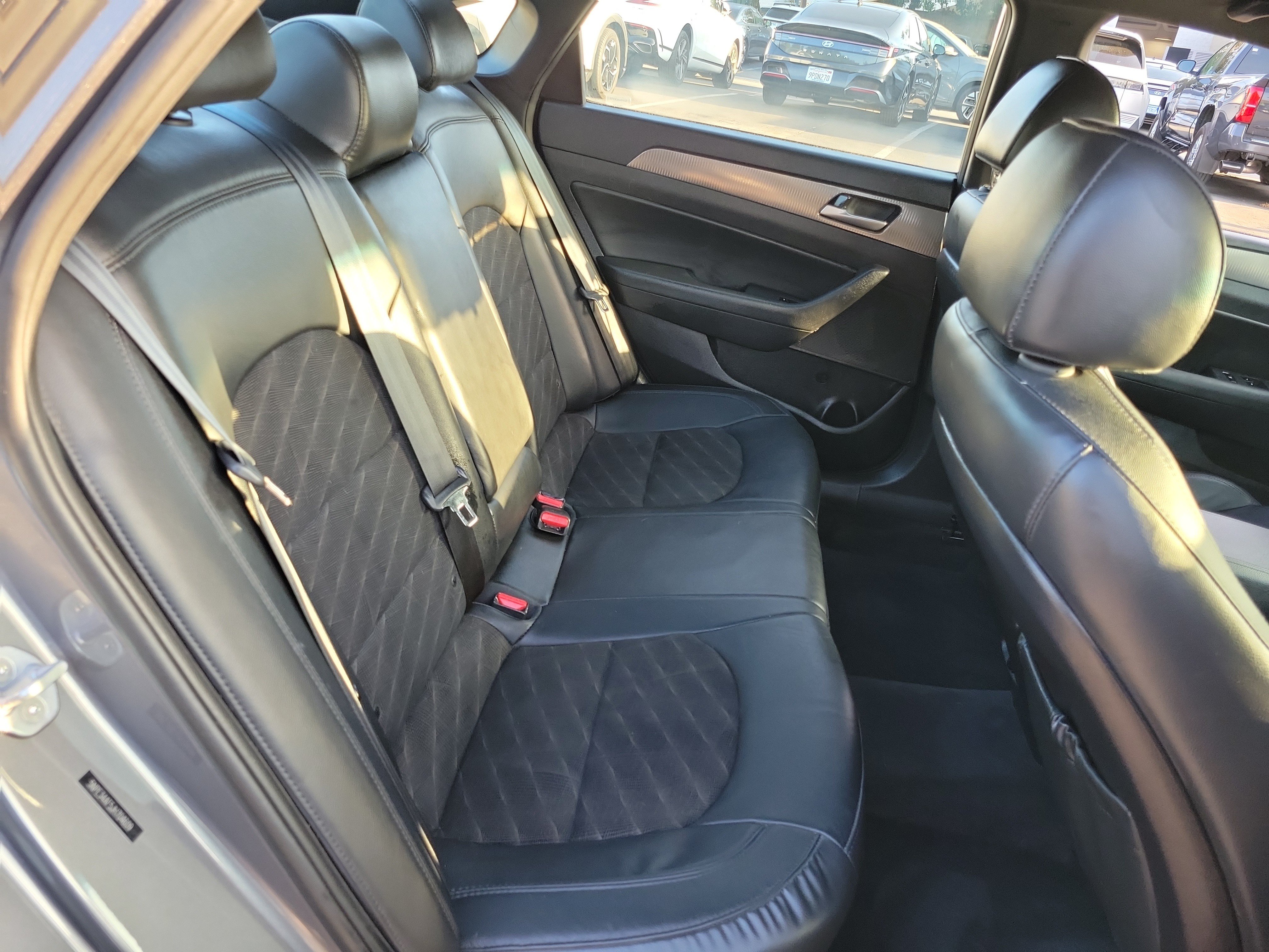 Used 2018 Hyundai Sonata Sport w/ Tech Package 05 FWD image 23