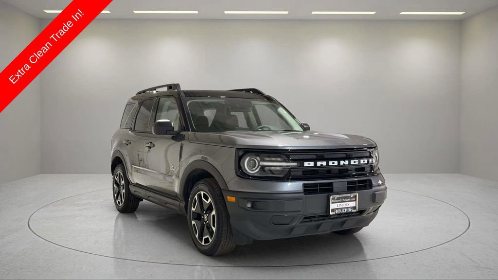 Used 2023 Ford Bronco Sport Outer Banks w/ Tech Package AWD/4WD image 1