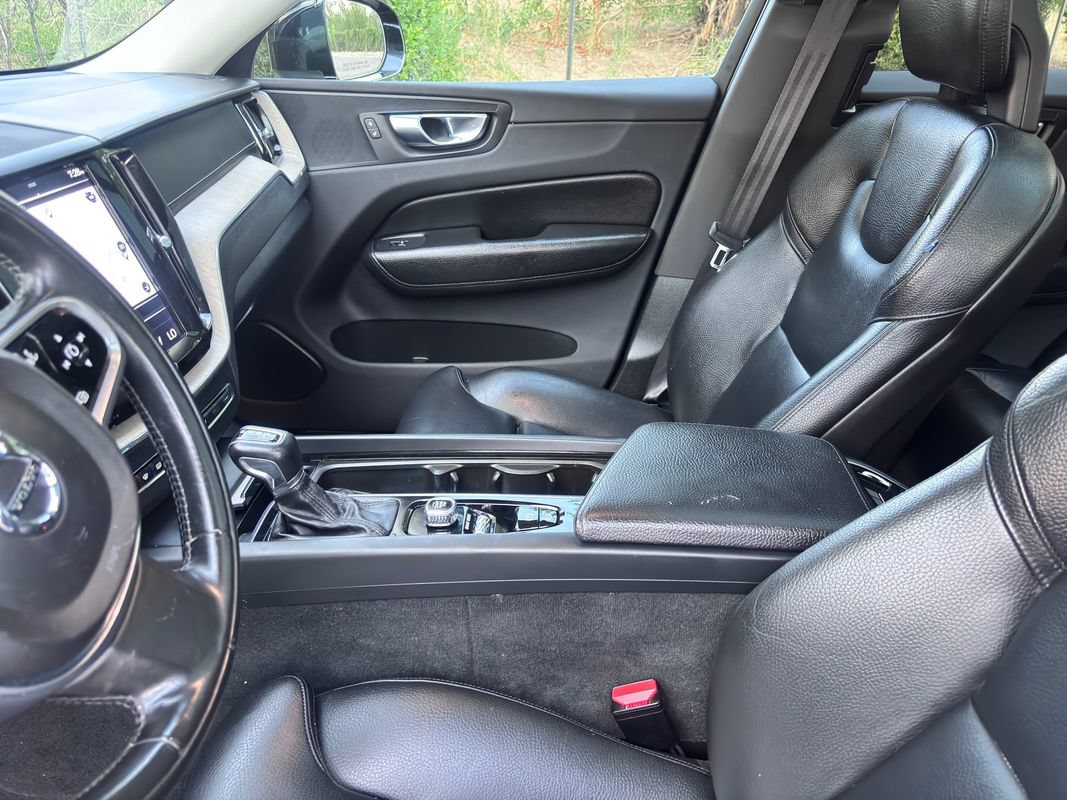 Used 2018 Volvo XC60 T5 Inscription w/ Convenience Package AWD/4WD image 31