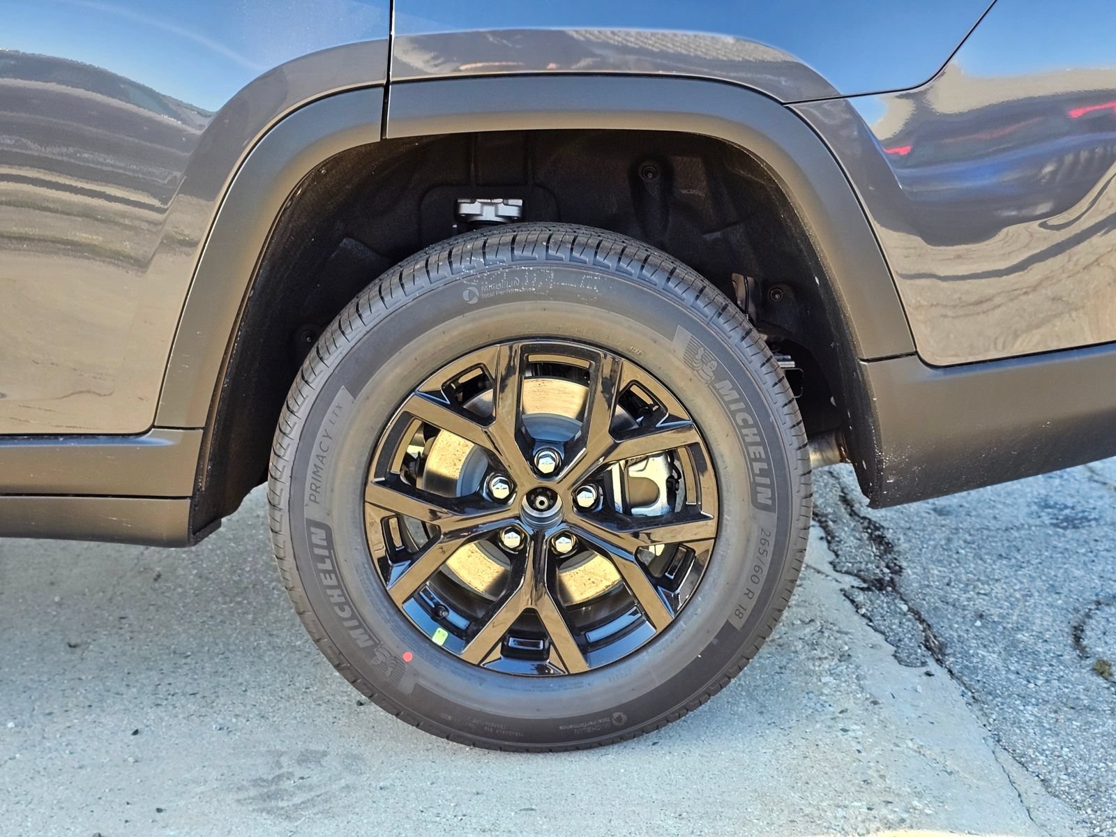New 2026 Jeep Grand Cherokee L Altitude RWD image 8