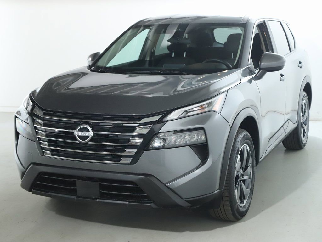 Used 2025 Nissan Rogue SV image 4