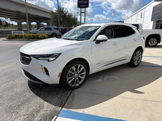 Used 2022 Buick Envision Avenir w/ Technology Package II FWD image 3