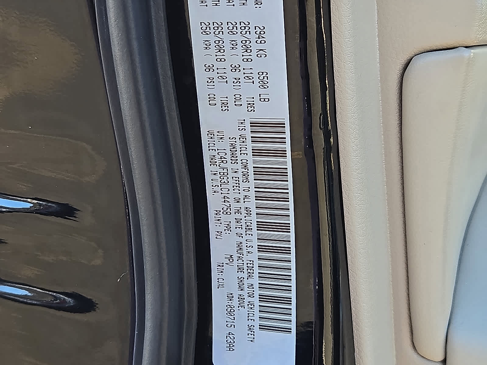 Used 2020 Jeep Grand Cherokee Limited image 27