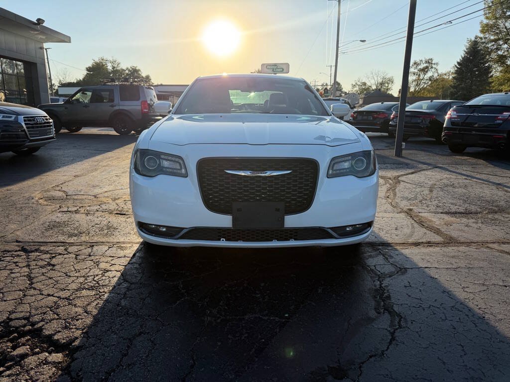Used 2015 Chrysler 300 S AWD/4WD image 8