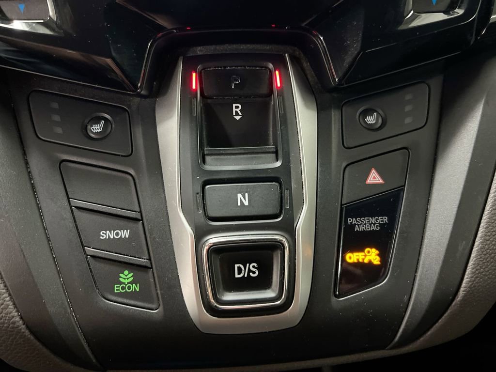 Used 2018 Honda Odyssey EX image 17