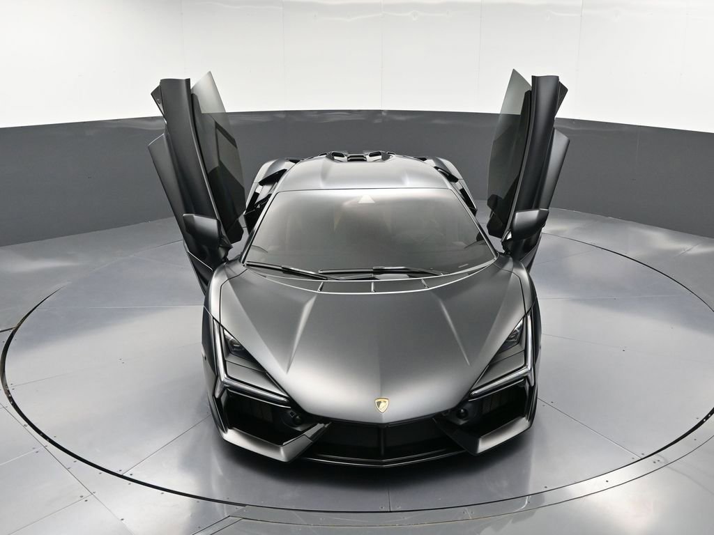 Used 2024 Lamborghini Revuelto image 32