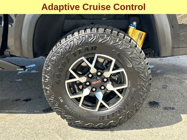 Used 2023 GMC Canyon AT4X AWD/4WD image 9
