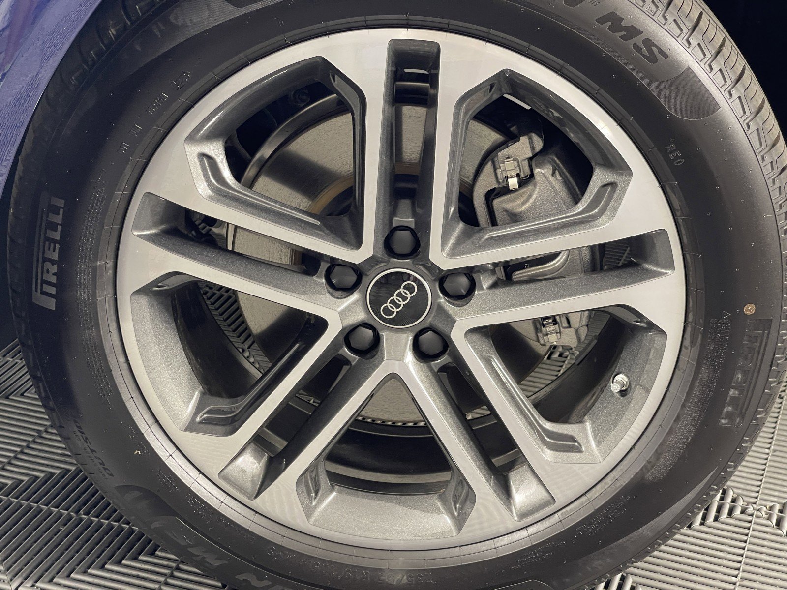 New 2025 Audi Q5 Premium Plus image 7