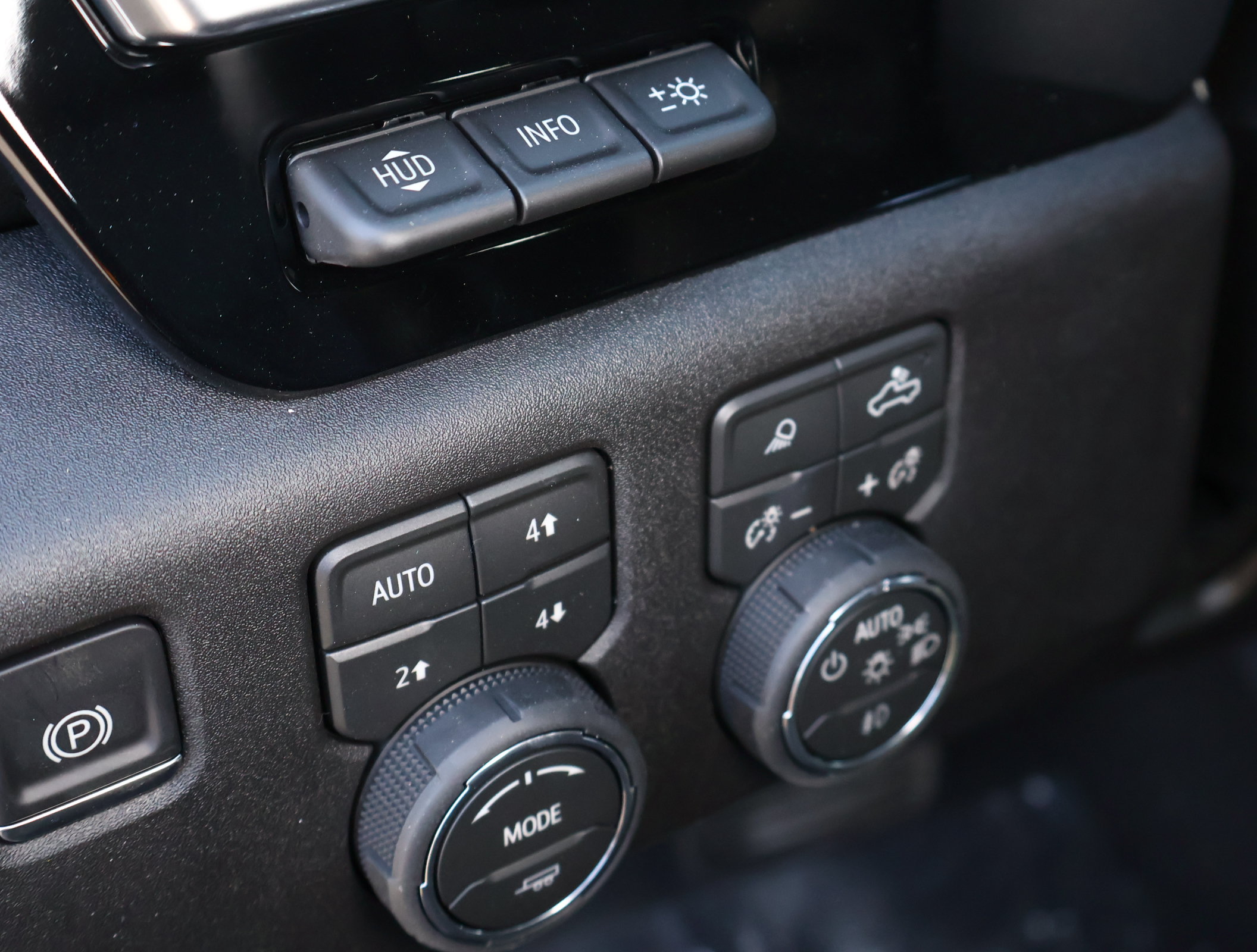 New 2026 Chevrolet Silverado 2500 High Country w/ Midnight Edition AWD/4WD image 13