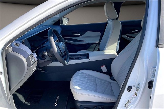 New 2026 Nissan Sentra SL w/ Floor Mat Package image 7