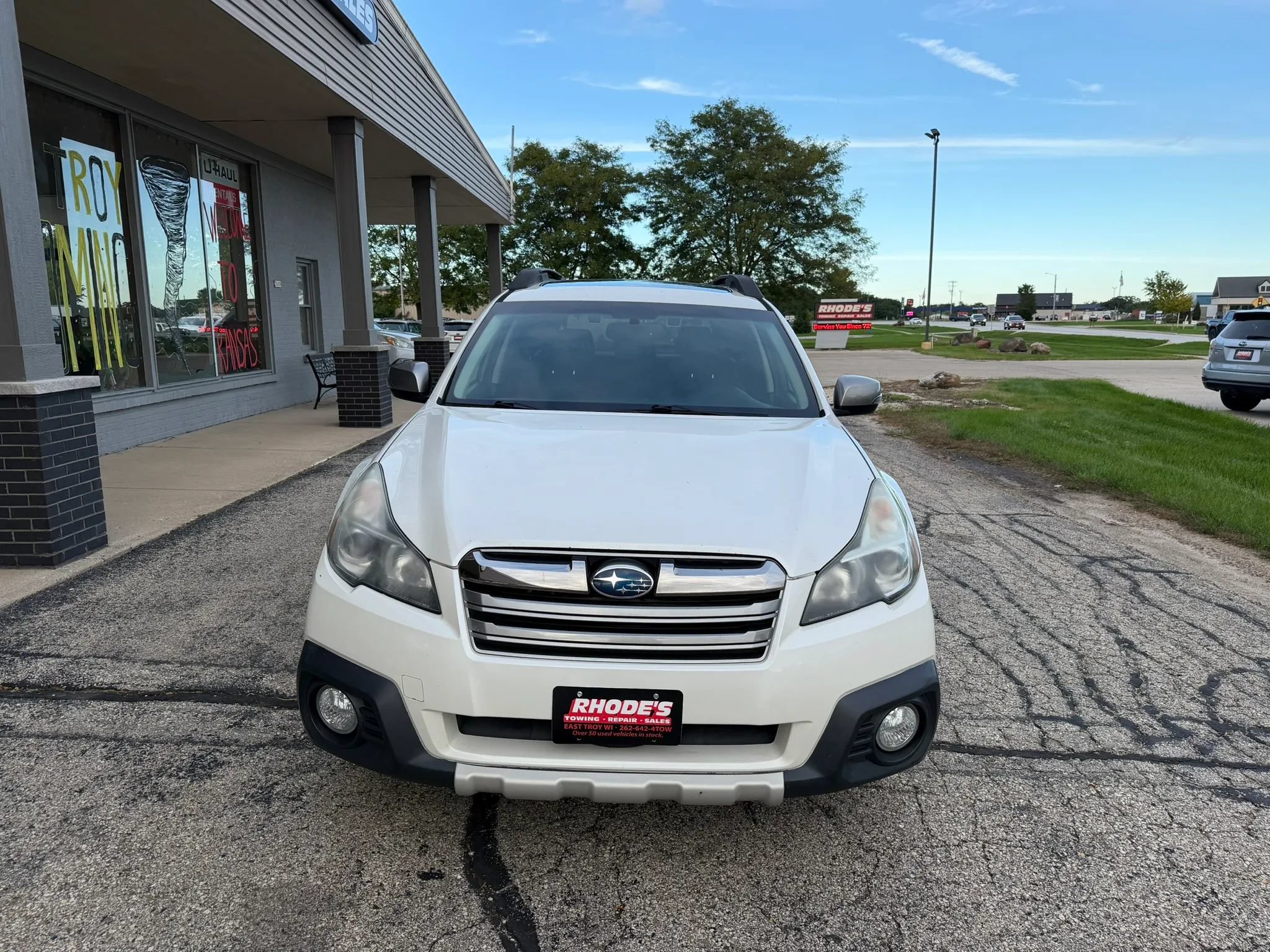 Used 2014 Subaru Outback 2.5i Limited AWD/4WD image 8