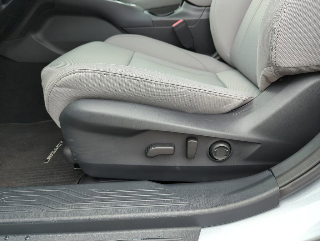Used 2025 Subaru Legacy Premium image 13