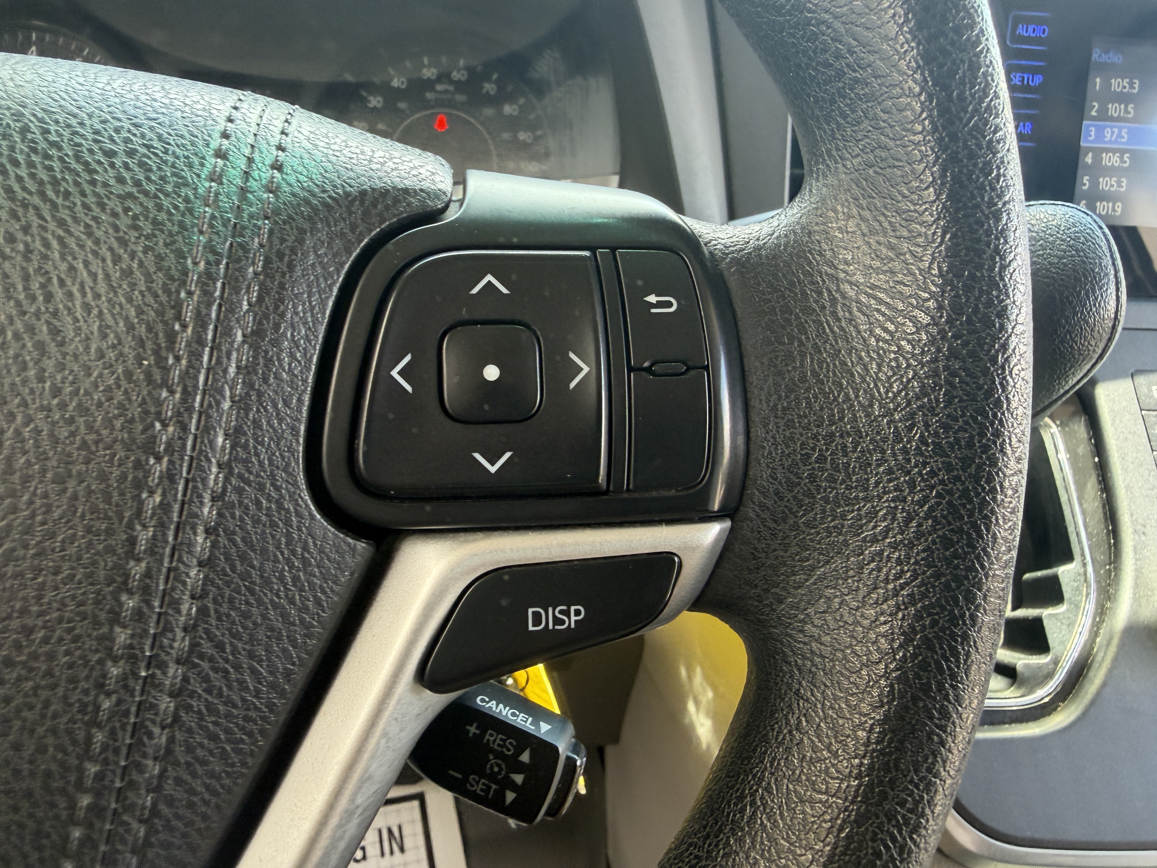 Used 2017 Toyota Sienna L FWD image 32