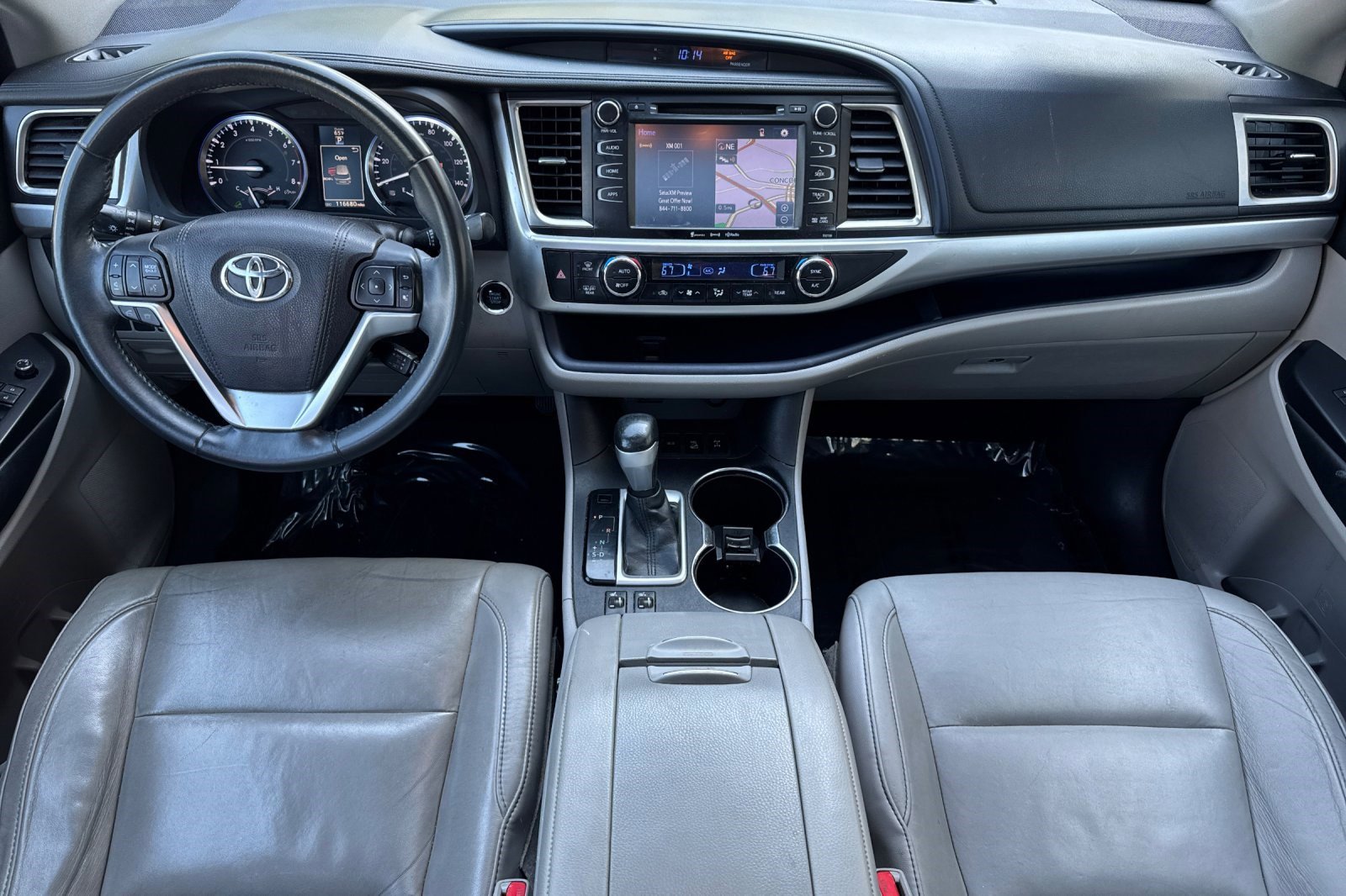Used 2016 Toyota Highlander XLE AWD/4WD image 15