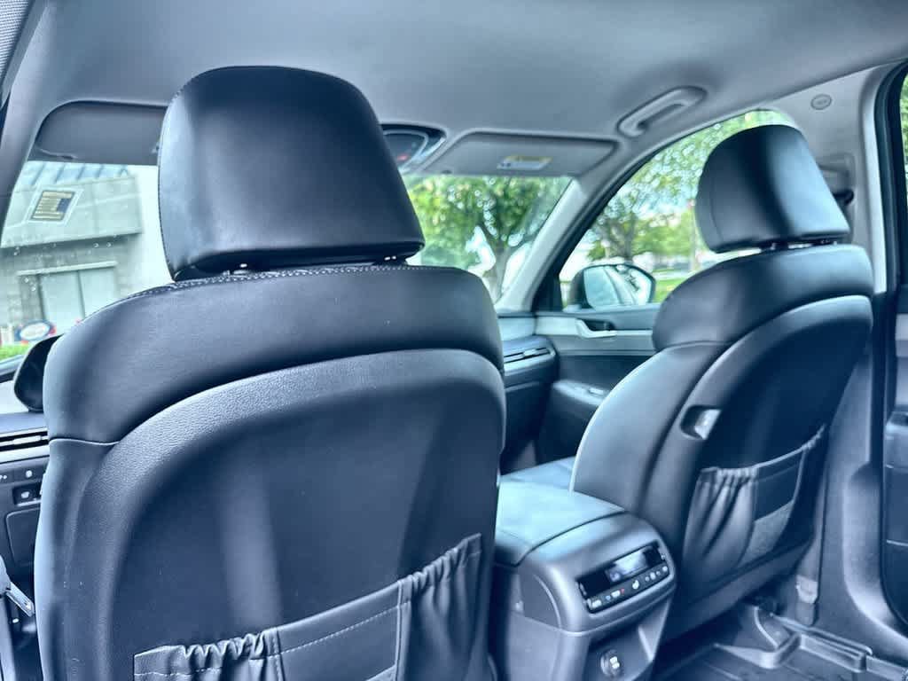 Used 2025 Hyundai Palisade SEL FWD image 23