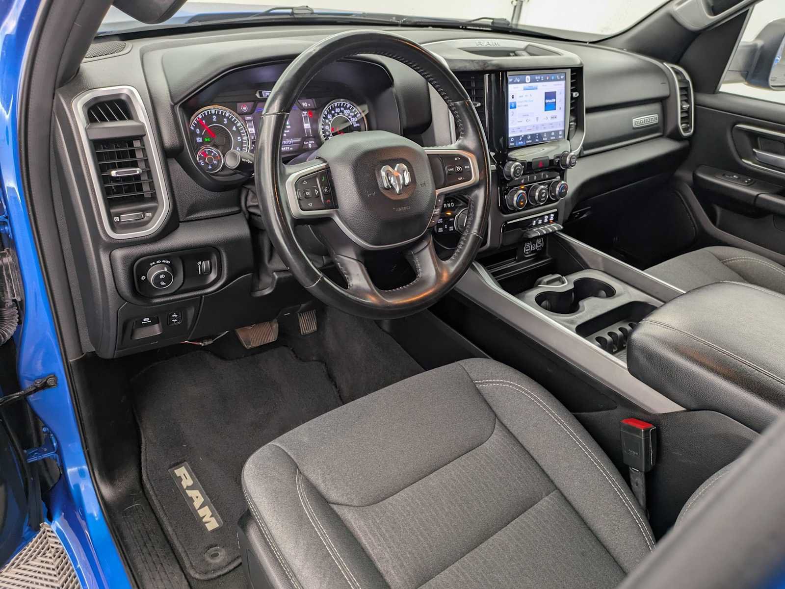 Used 2022 RAM 1500 Big Horn AWD/4WD image 2