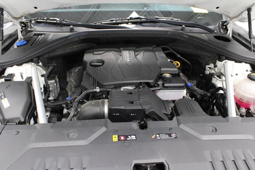 Used 2023 Genesis GV70 2.5T w/ Sport Prestige Package AWD/4WD image 14