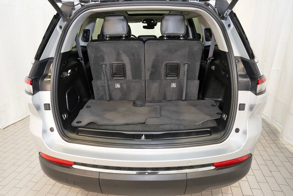 Used 2022 Jeep Grand Cherokee L Limited image 6