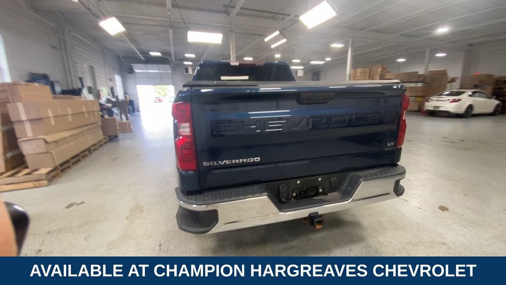 Certified 2022 Chevrolet Silverado 1500 LT AWD/4WD image 9