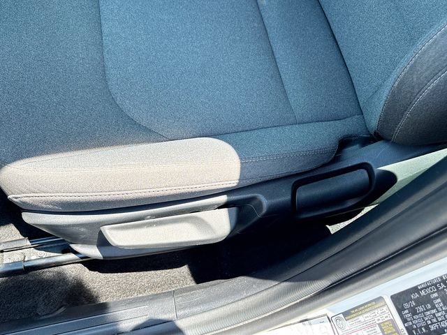 Used 2025 Kia K4 FWD image 19