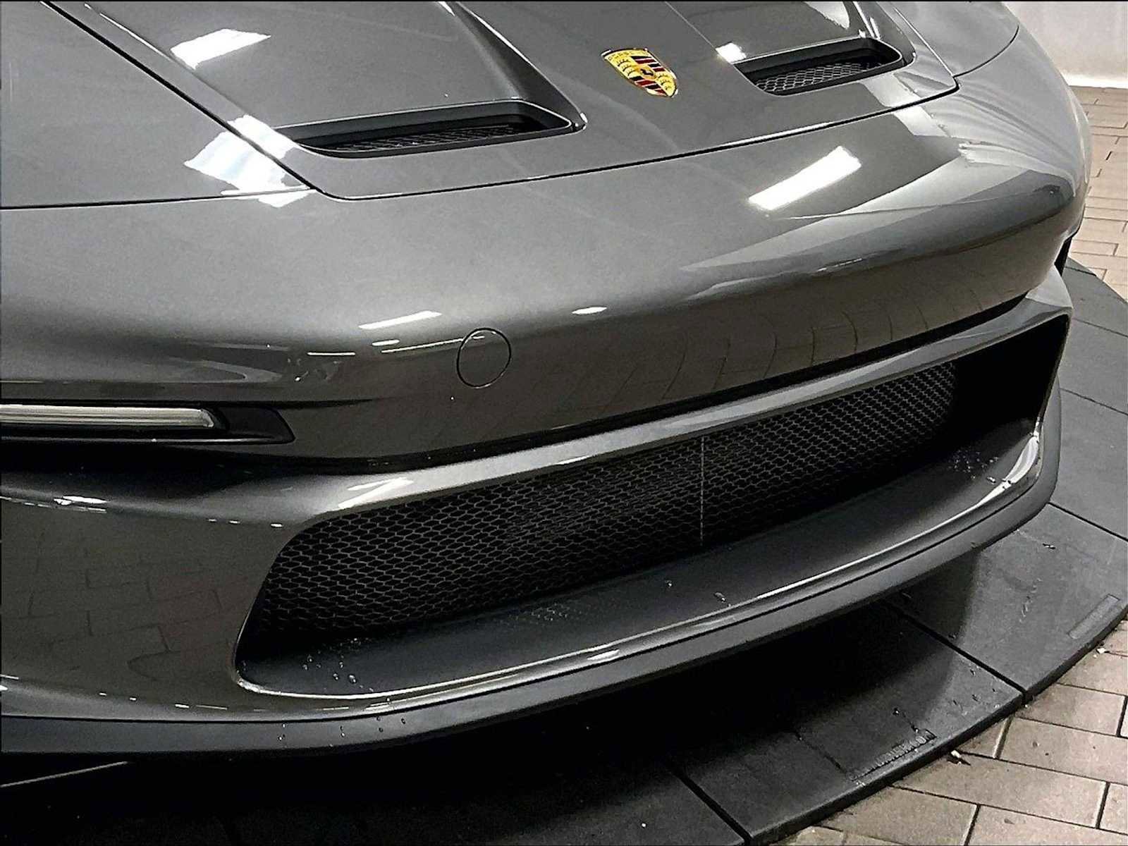 Used 2022 Porsche 911 GT3 image 32