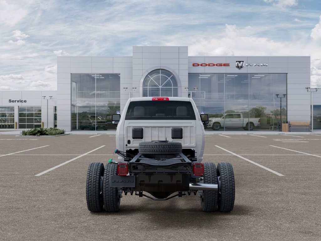 New 2026 RAM 4500 Tradesman w/ Chrome Appearance Group AWD/4WD image 8
