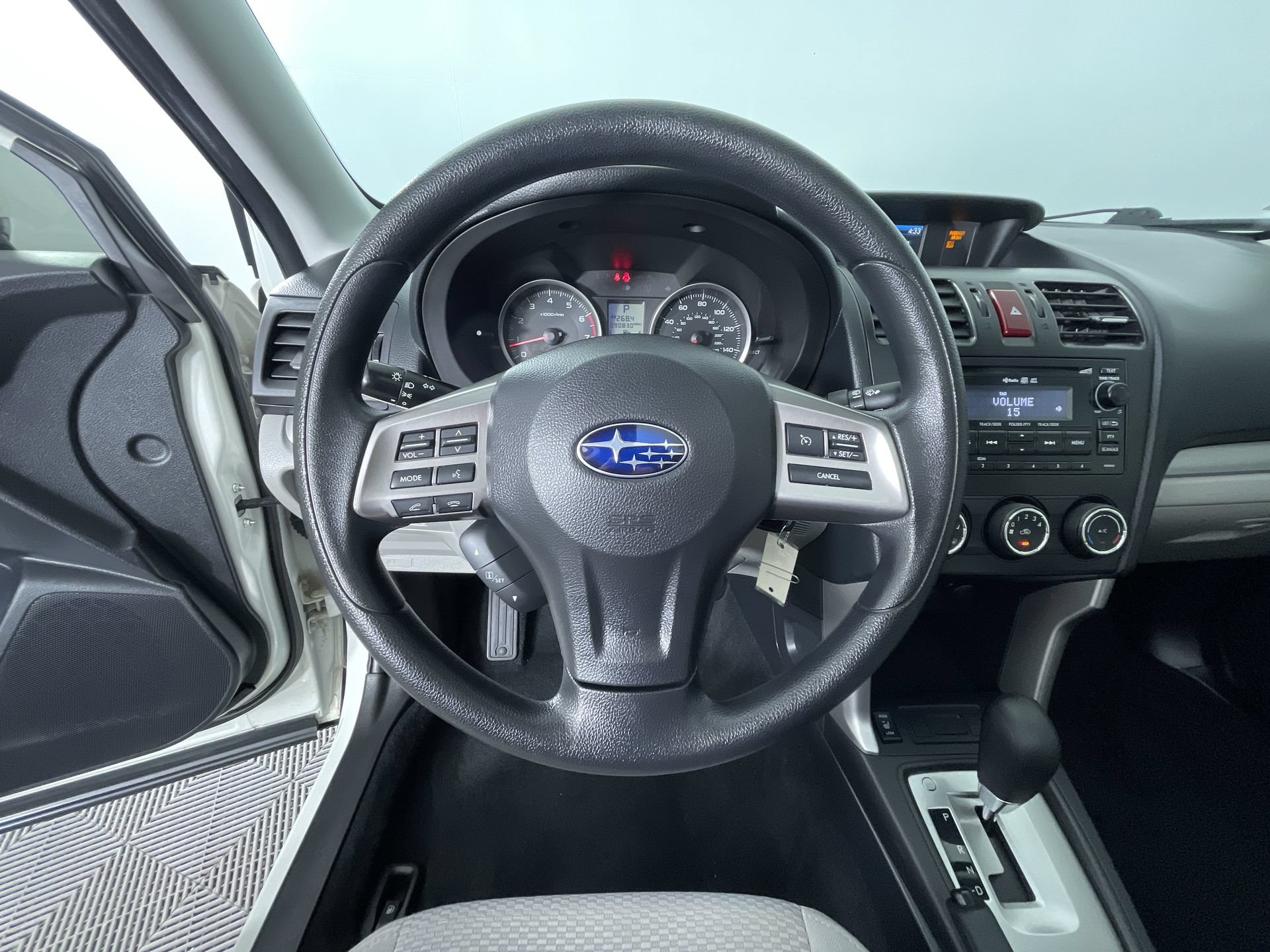 Used 2015 Subaru Forester 2.5i Premium w/ All-Weather Package AWD/4WD image 16
