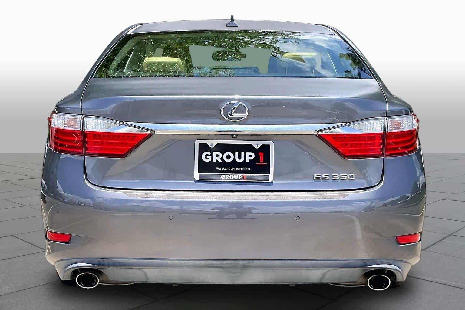 Used 2014 Lexus ES 350 w/ Premium Package FWD image 5