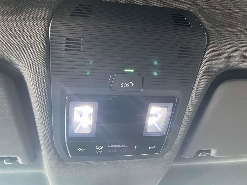 New 2025 Volkswagen ID. Buzz Pro S RWD image 23