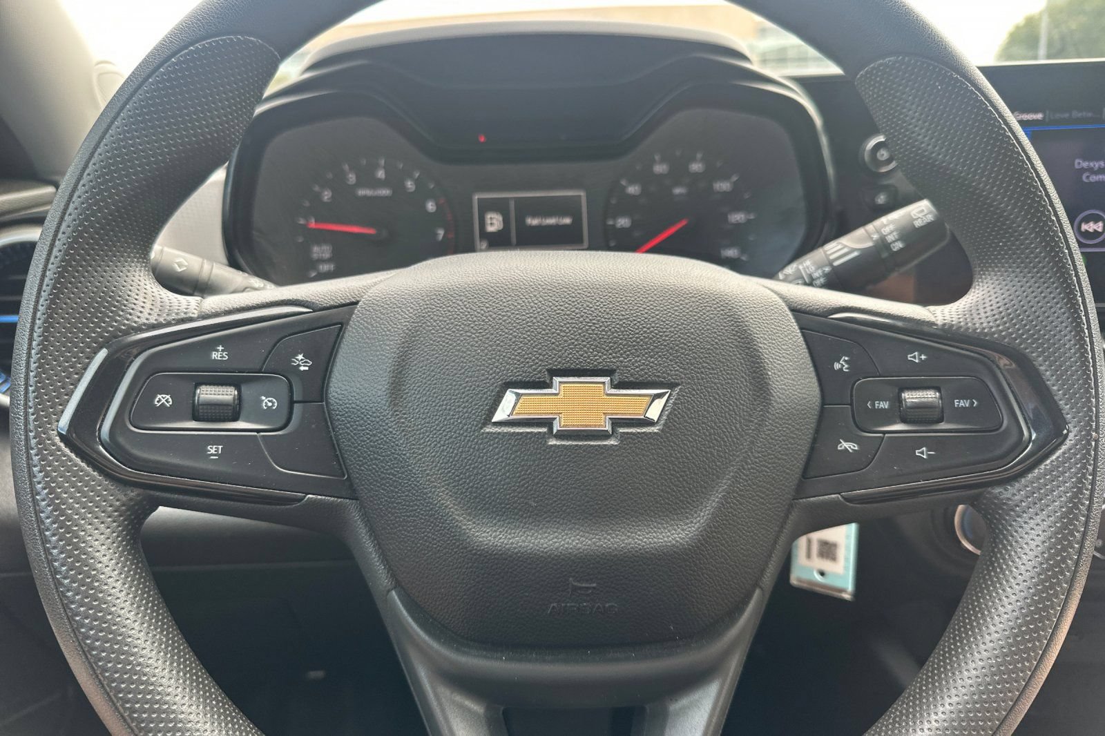 Used 2024 Chevrolet Trax LS FWD image 31