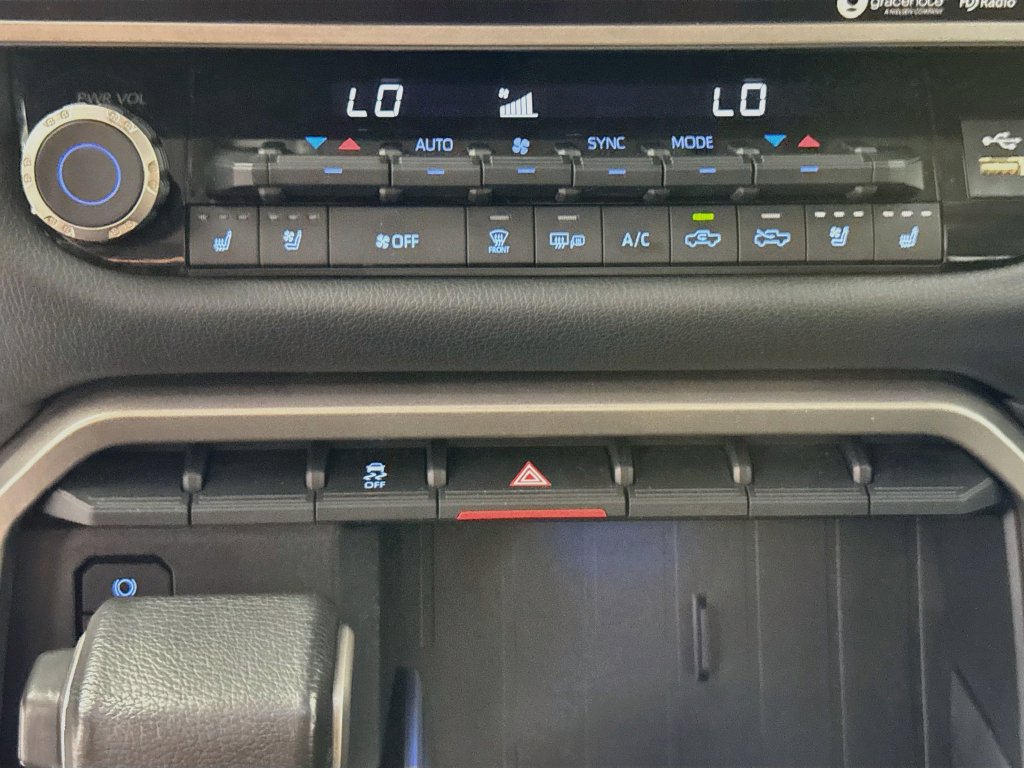 Used 2022 Toyota Tundra Limited RWD image 19