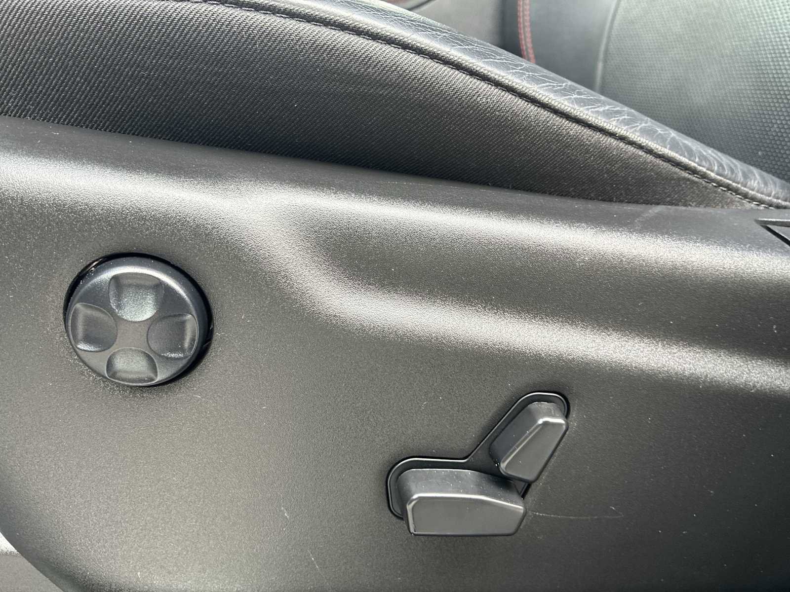 Used 2023 Dodge Durango R/T AWD/4WD image 14