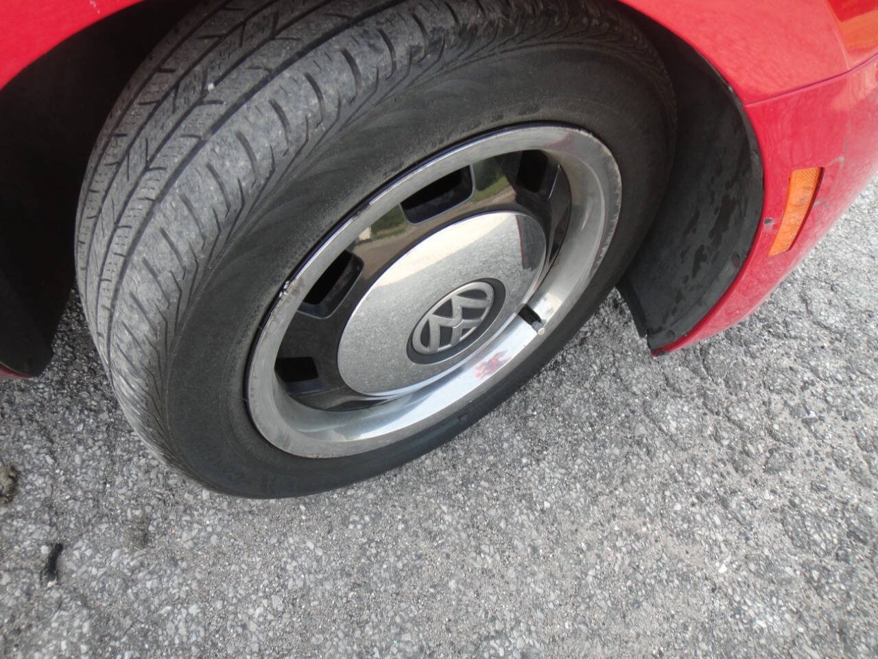 Used 2013 Volkswagen Beetle 2.5 FWD image 16