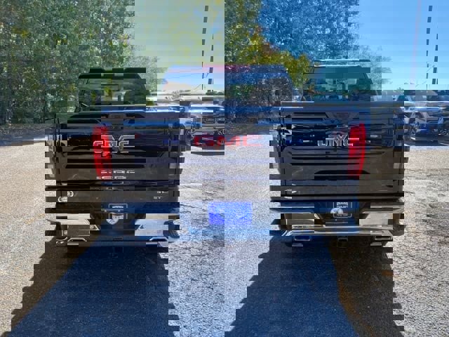 New 2026 GMC Sierra 1500 SLT image 6