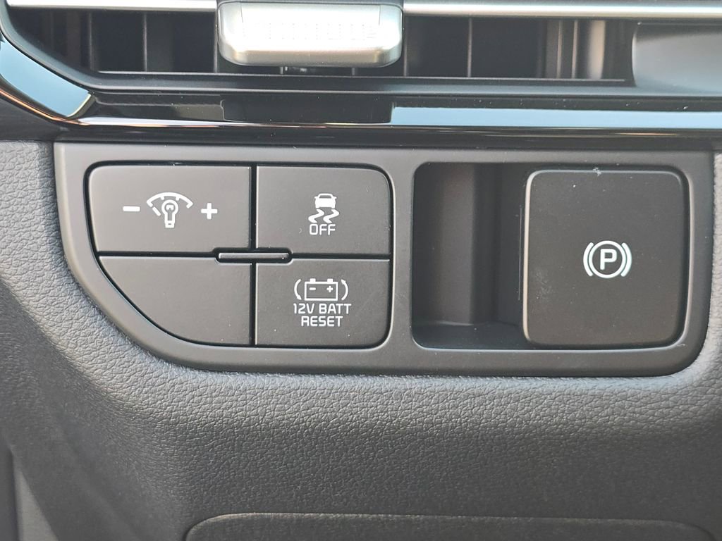 New 2026 Kia Sportage LX image 32