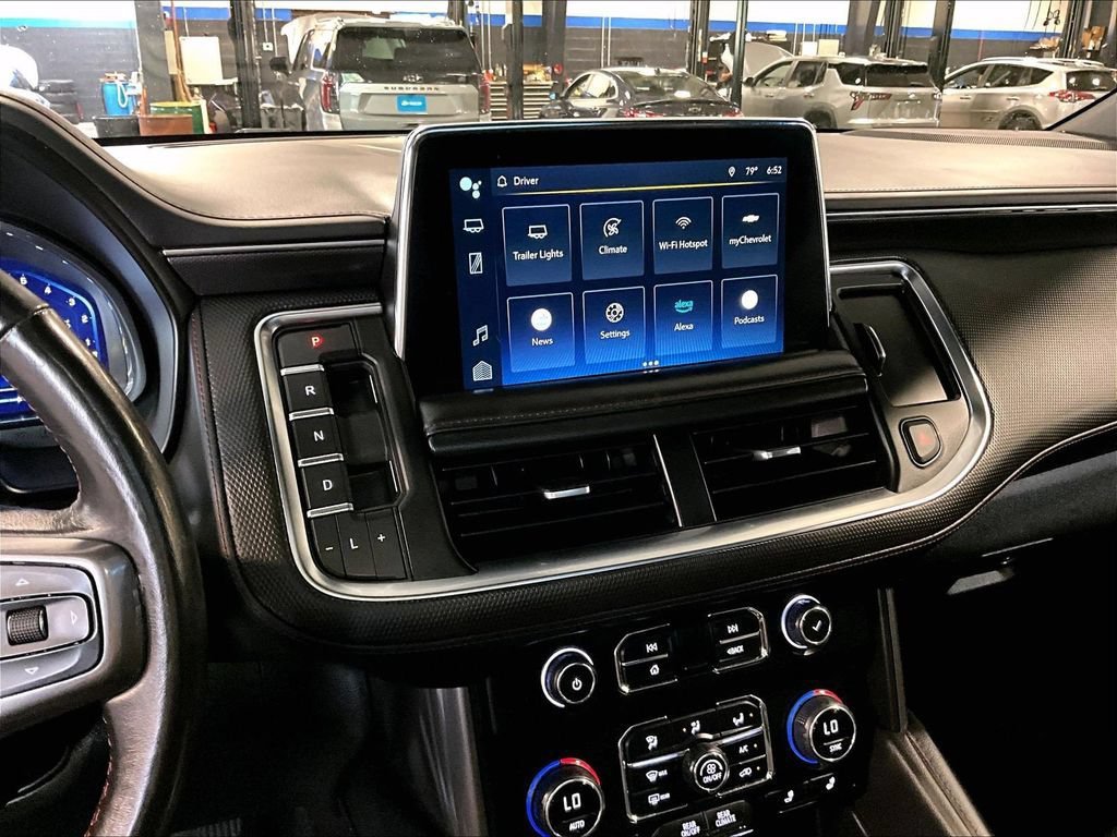 Used 2022 Chevrolet Tahoe RST w/ Sport Performance Package AWD/4WD image 19