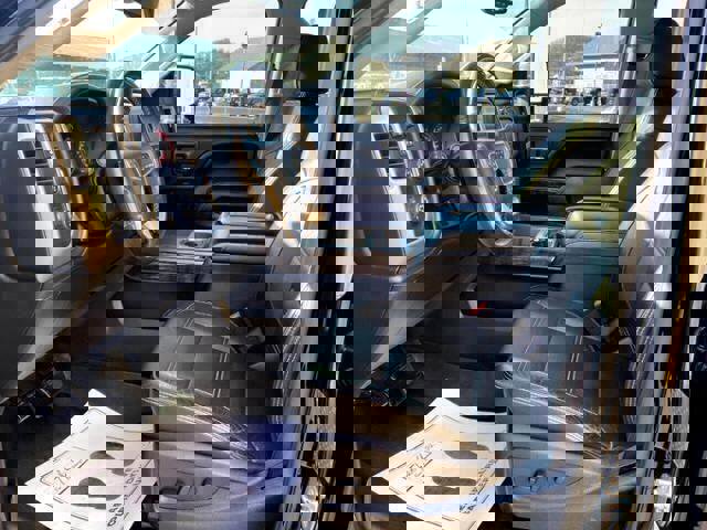 Used 2015 GMC Sierra 3500 Denali w/ Duramax Plus Package image 7