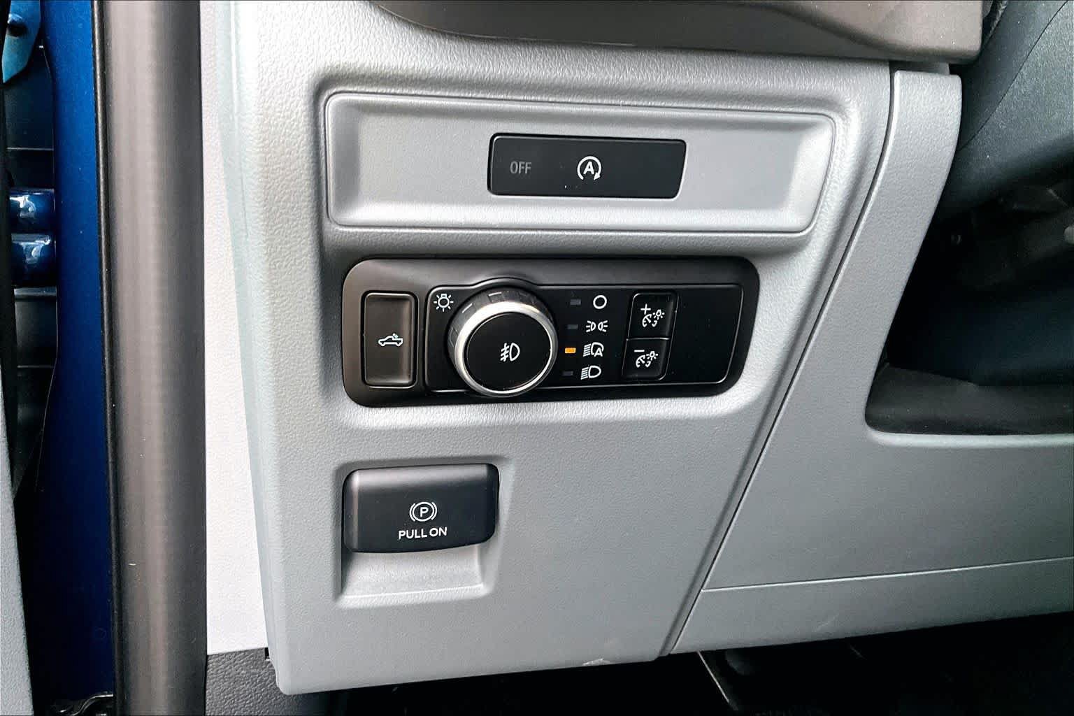 Used 2025 Ford F150 XLT w/ Equipment Group 301A Standard RWD image 35