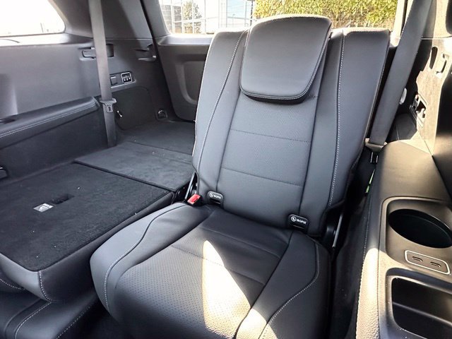 Certified 2026 Mercedes-Benz GLS 450 4MATIC image 33