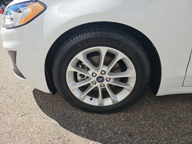 Used 2020 Ford Fusion SE FWD image 9